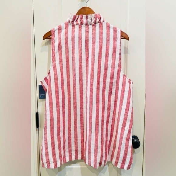 Crown & Ivy Women's Sleeveless Ruffle Neck Top XXL - Picture 3 of 8